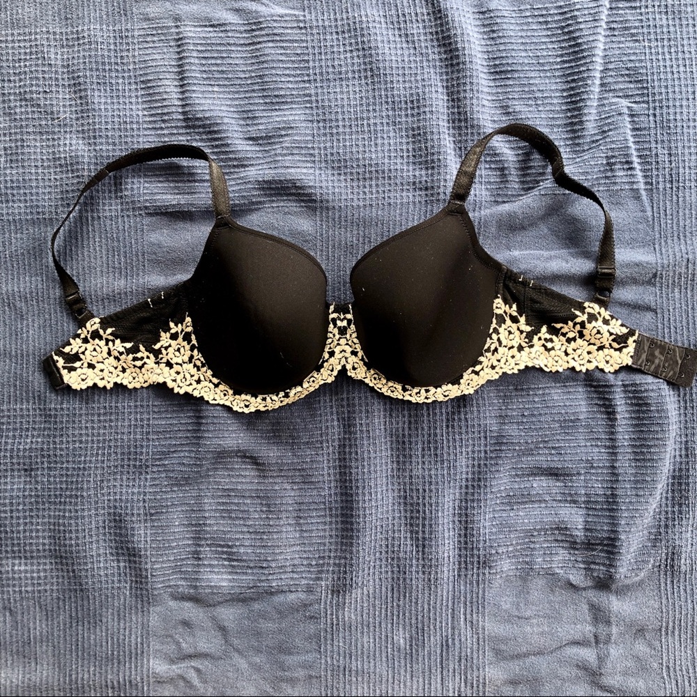 Wacoal padded lace bra